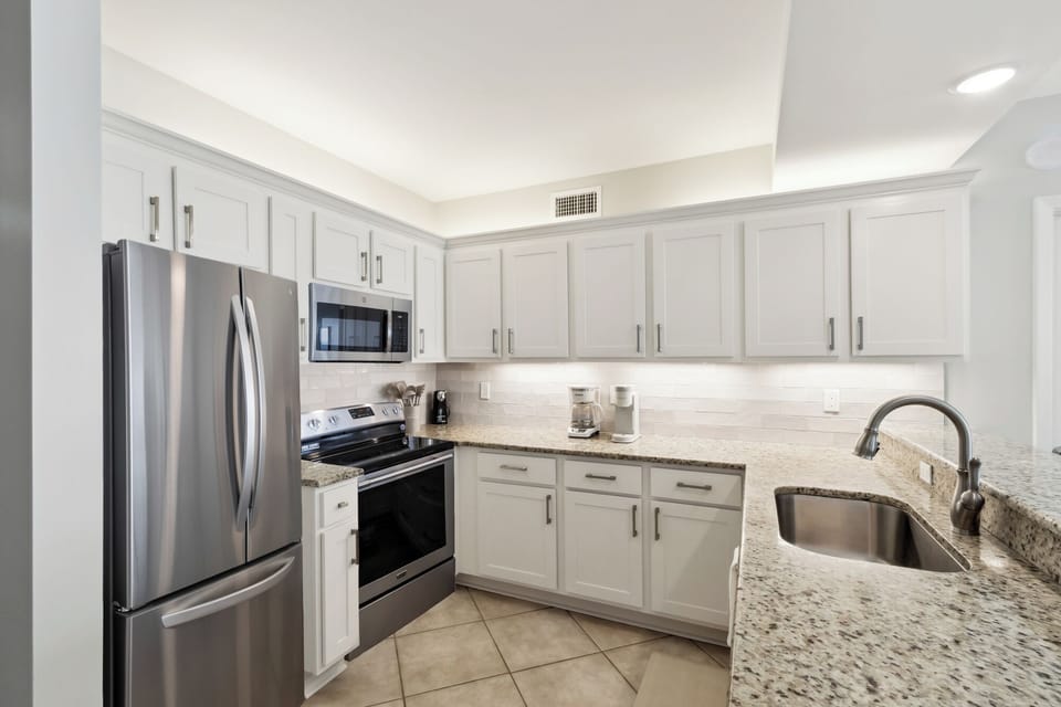 Kitchen is well equipped for guests who love to cook