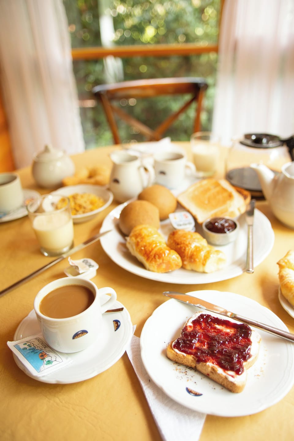 Breakfast meal