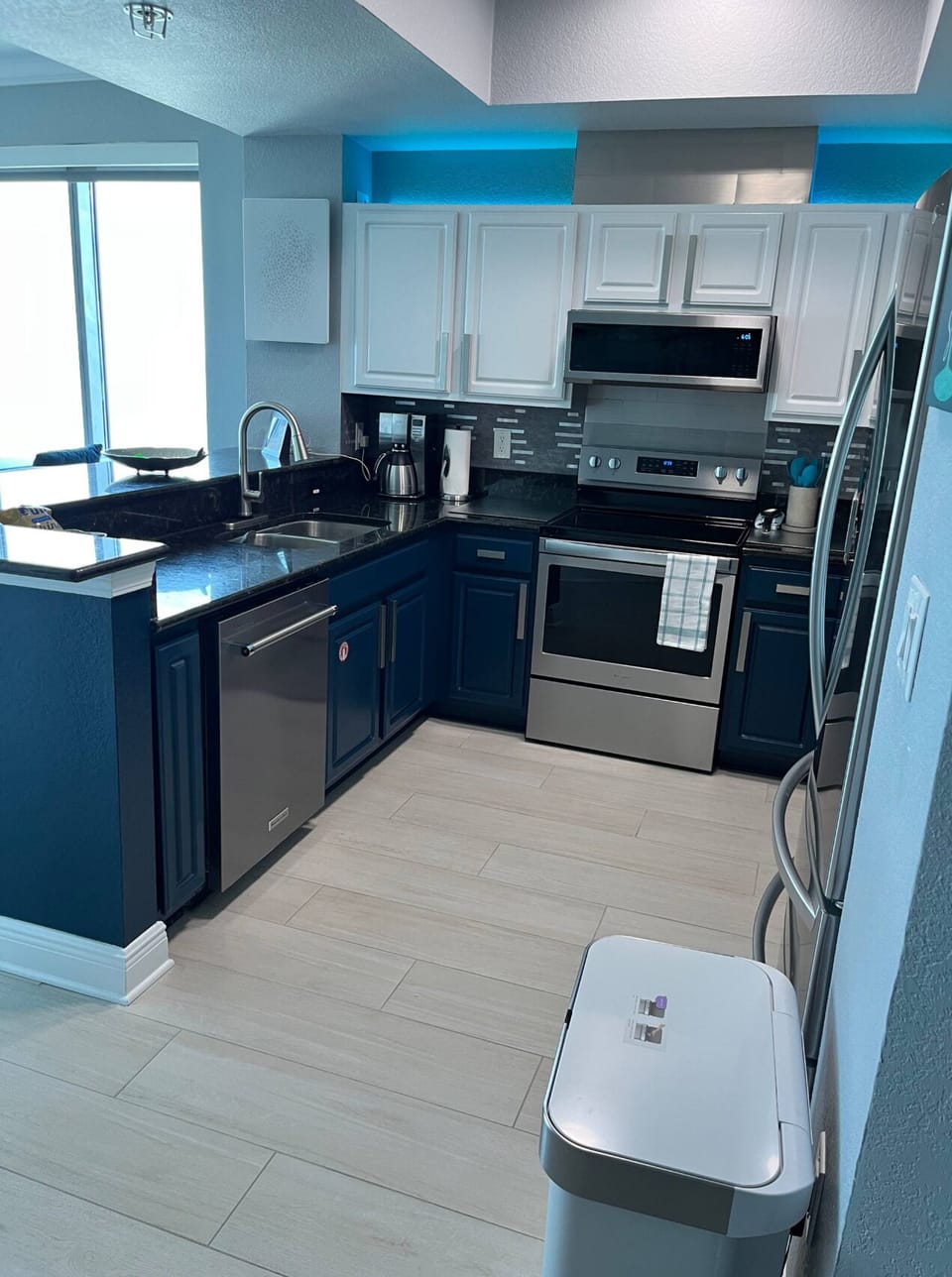 All upgrade top of the line appliances!!