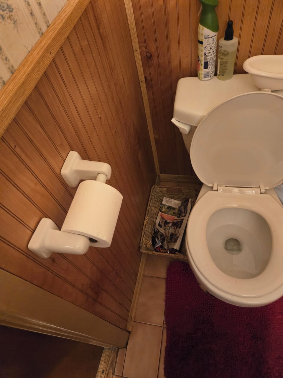 bathroom 