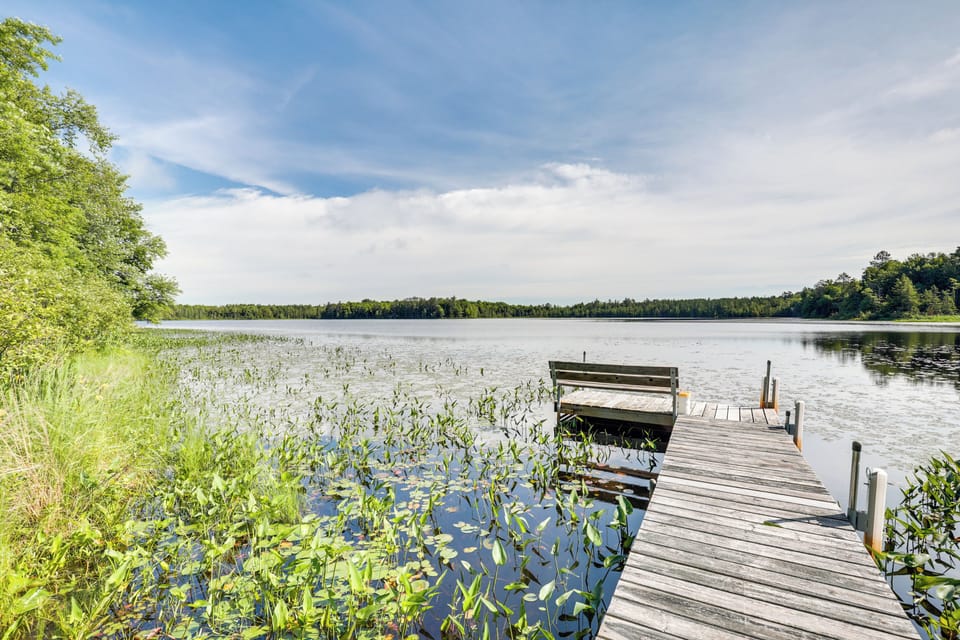Stone Lake | Shared Fishing Pier | 5-Acre Property