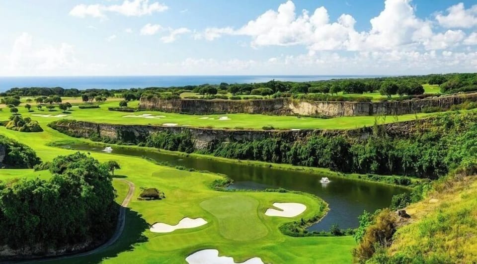 Activities nearby:
Championship Golf Courses