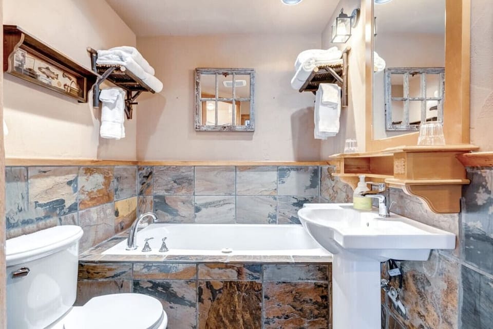 Three piece ensuite