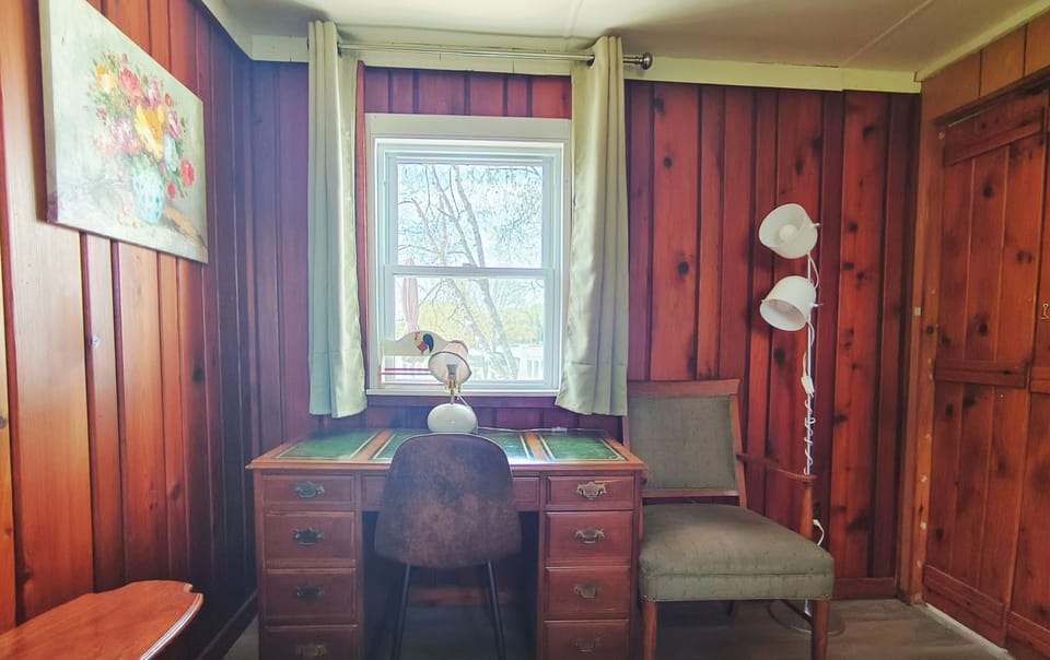 bedroom1