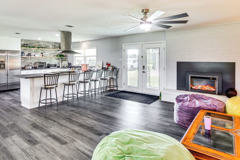 Main Living Area | Electric Fireplace