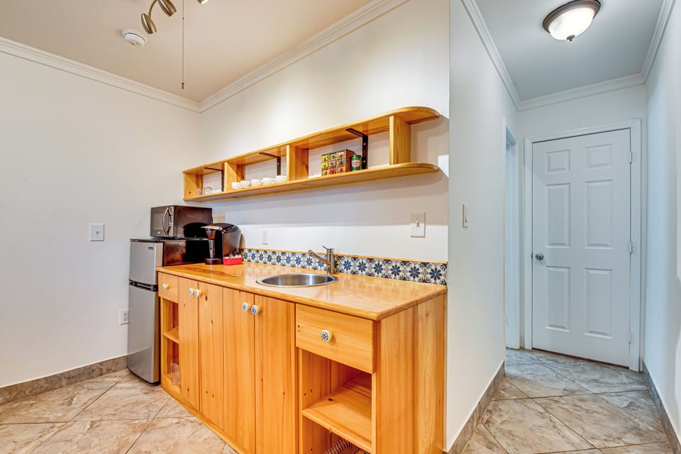 Kitchenette