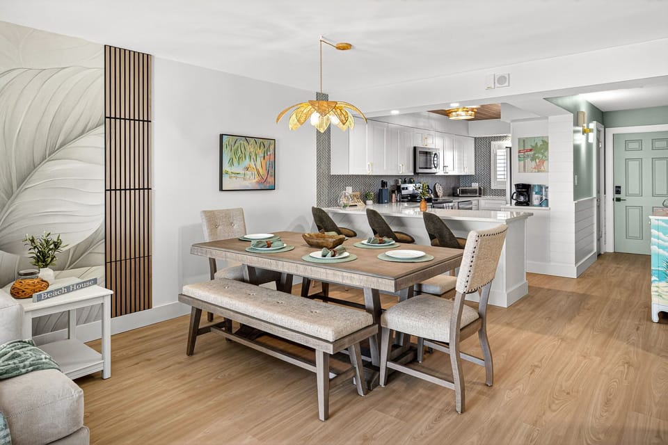 Enjoy gathering for meals and conversation in this beautifully updated beachfront condo in Panama City Beach. Regency Towers offers open living spaces, coastal comfort, and beach access at one of the most loved family resorts in Panama City Beach, Florida.