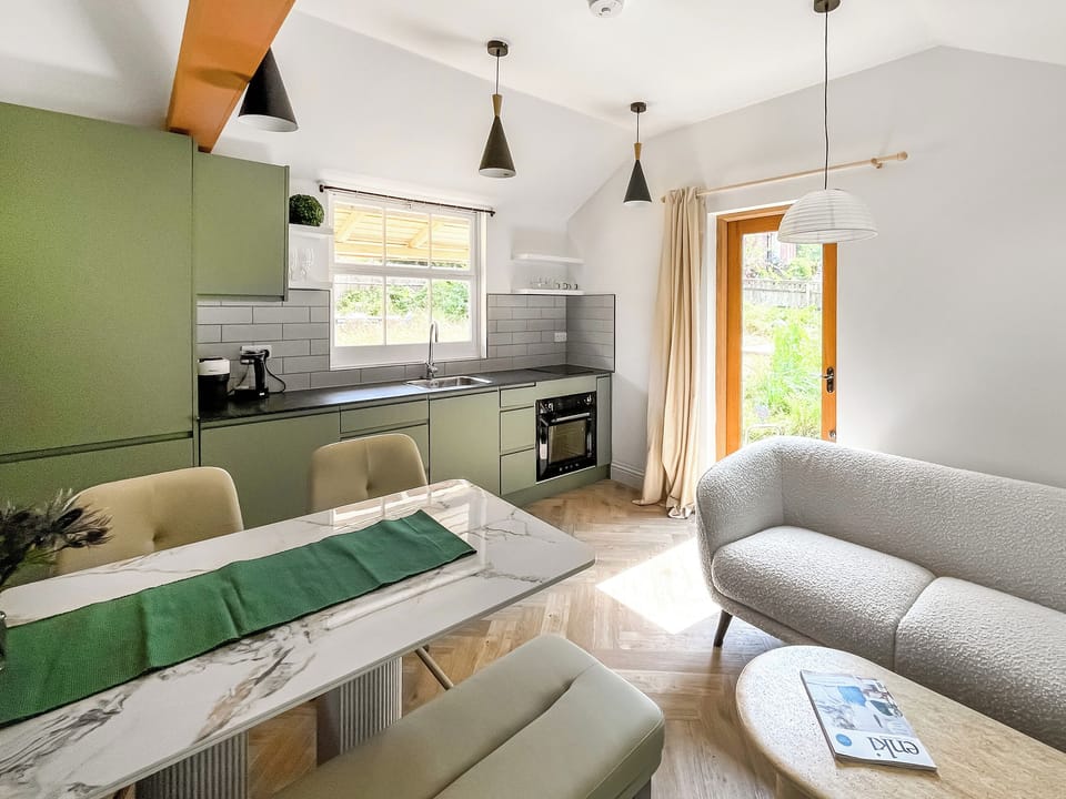 Open plan living space | The Pavilion, Dorking