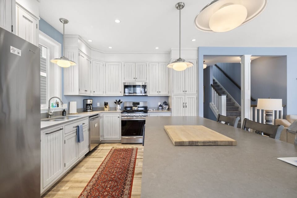 Main Home Kitchen