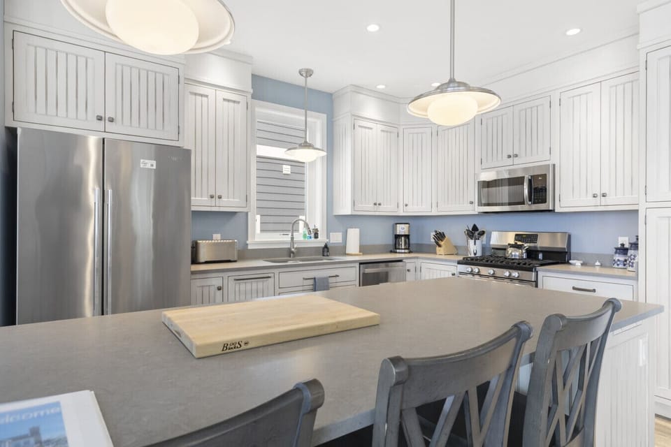 Main Home Kitchen