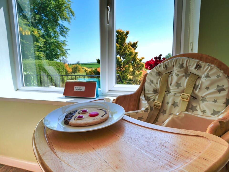 House, Cottage, Freezing, Village, Mountain Village, Resort, Snow, Winter, Alps