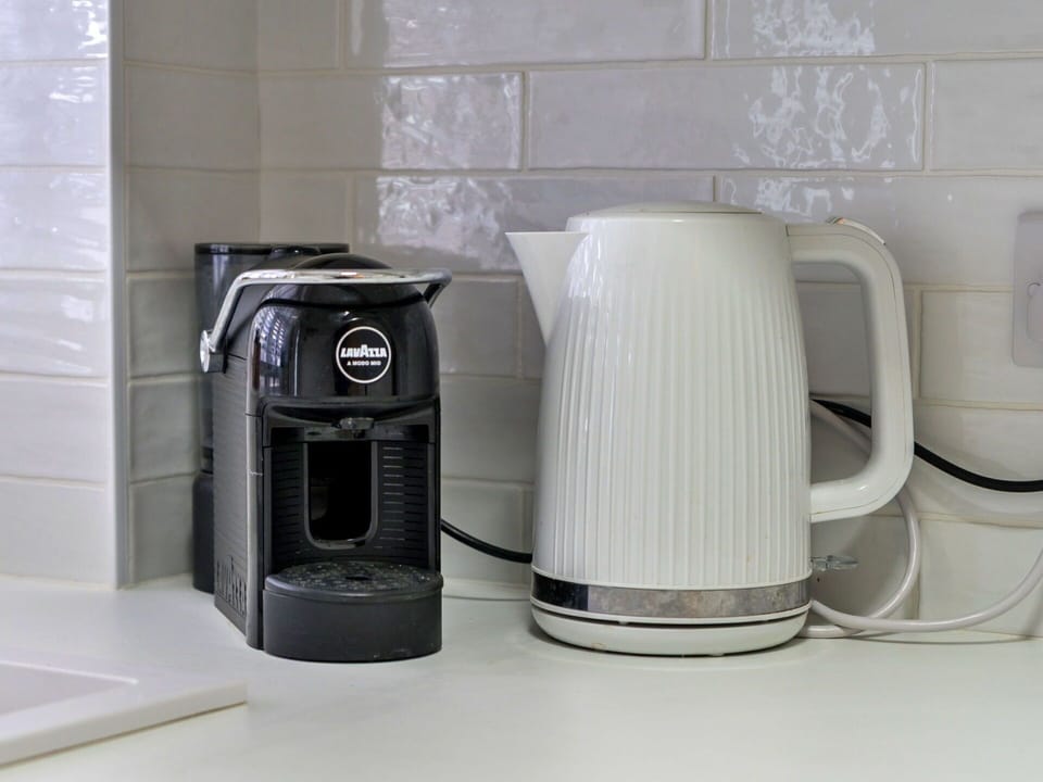 Kitchen Appliance, Small Appliance, Home Appliance, Coffeemaker, Machine, Drip Coffee Maker