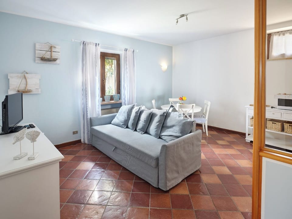 PHOTO-2022-04-15-14-04-35 2