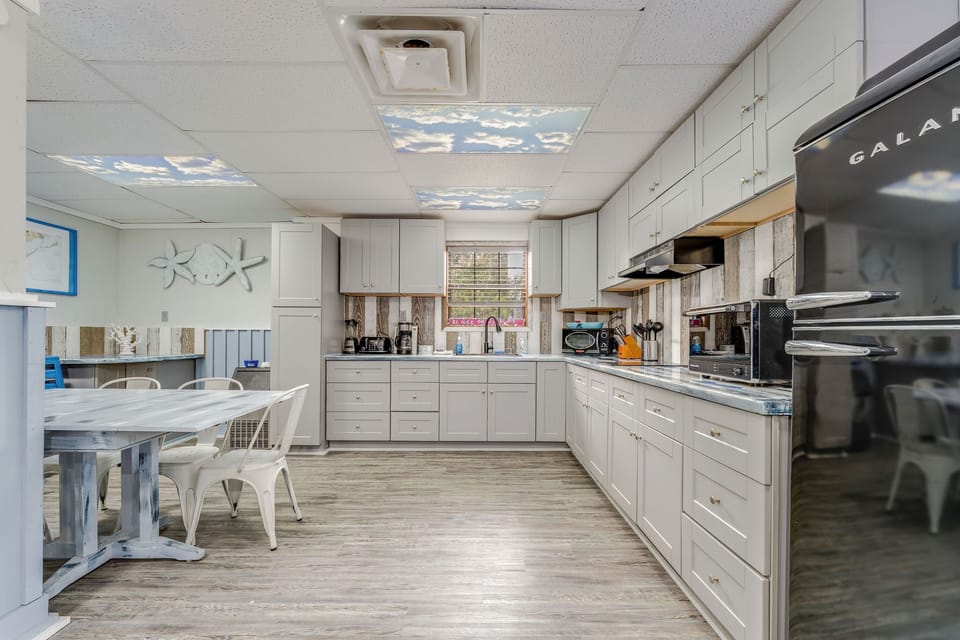 Downstairs kitchen