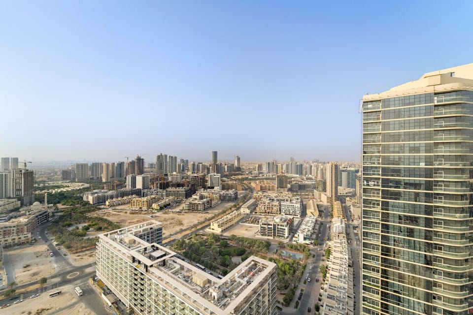 Panoramic View: Breathtaking skyline vistas await from your luxurious balcony!