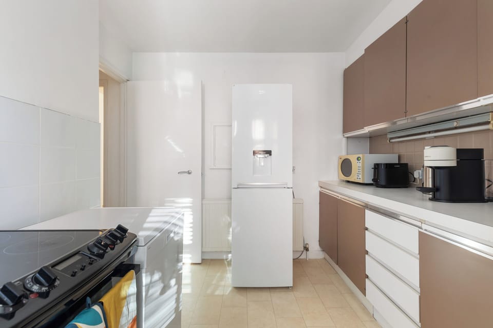 102 Rochester Row SW1P-3