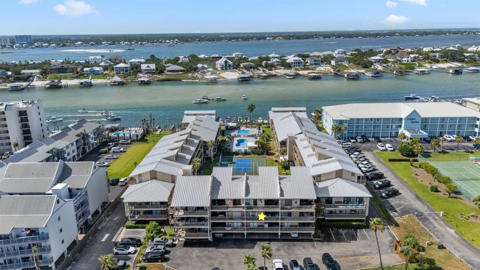 Ole River Complex looking back at the intercoastal