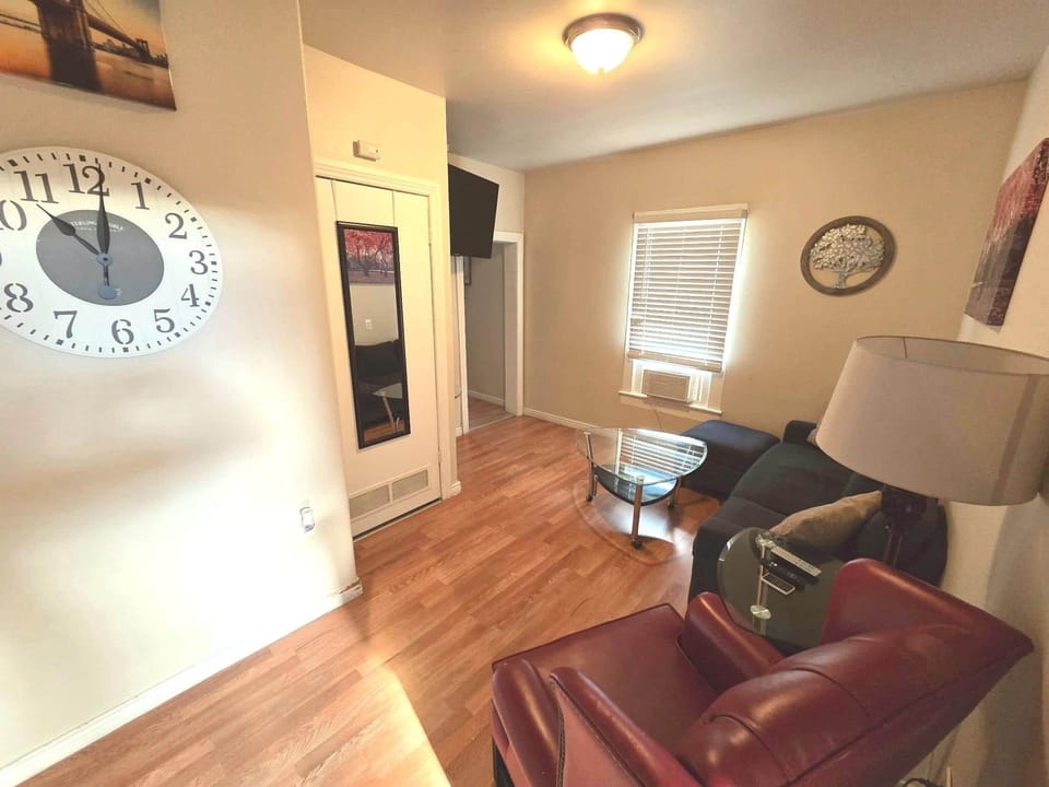 Livingroom bright clean