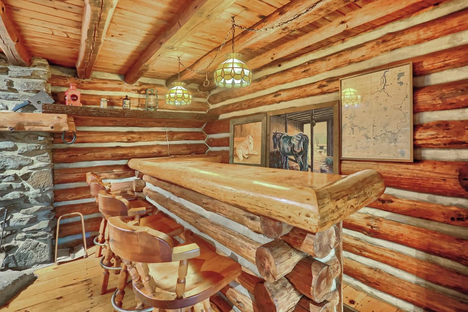Game room Bar
