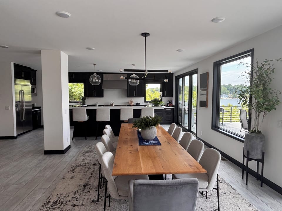 dining table kitchen area 
