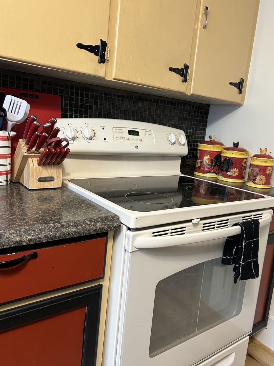 Electric modern stove and oven