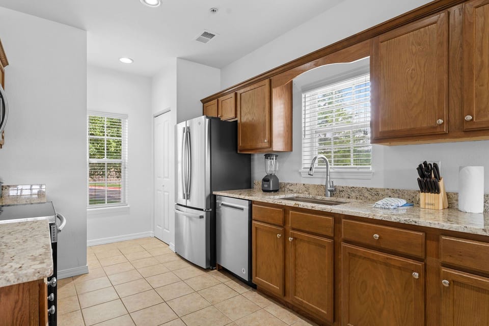 Fully Equipped Kitchen with Upgraded Appliances