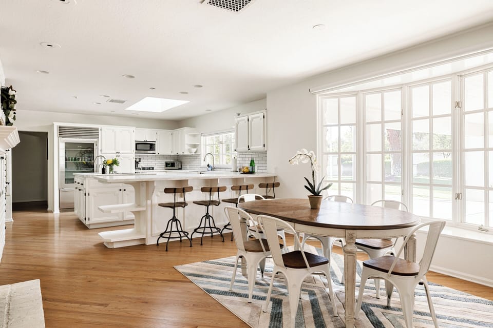 Kitchen with Dining for Six