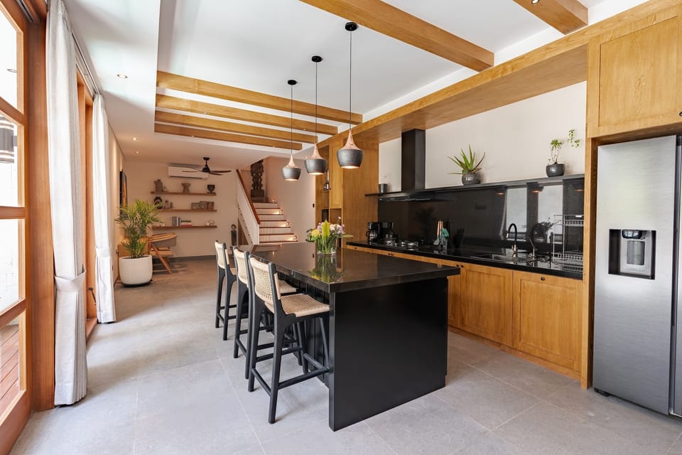 Fully equipped modern kitchen
