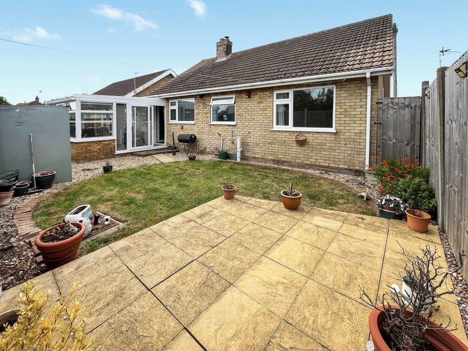 Exterior | May&rsquo;s Cottage, Chapel St. Leonards