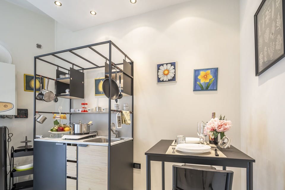 Autumn, Bedroom, Kitchen, Living Room, Spring, Summer