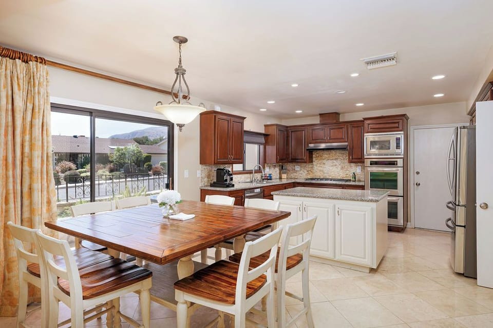 Kitchen and dining area