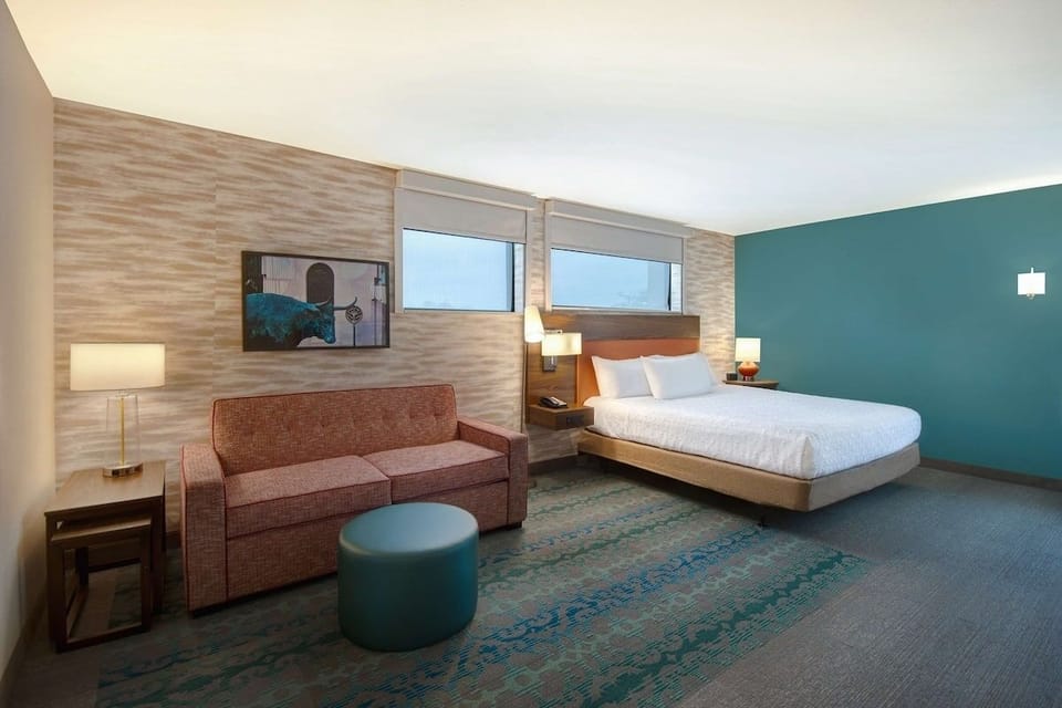 Bedroom with Sofa Bed