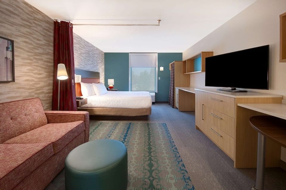 Bedroom with couch (sofa bed)