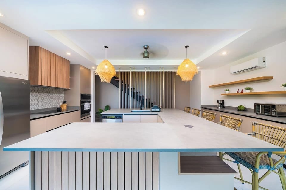 Gather, cook, and gaze at the sea at Casa Cystal