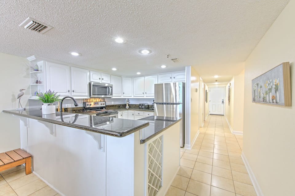JC Resorts Redington Shores Sea Oats 106 Kitchen 3