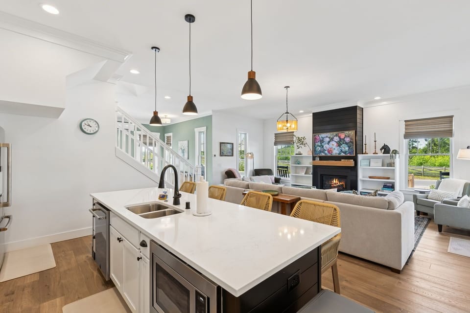 Open concept main level