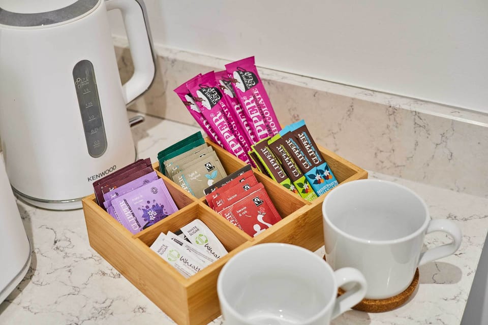 Bracken Cottage, Stokesley - Host & Stay