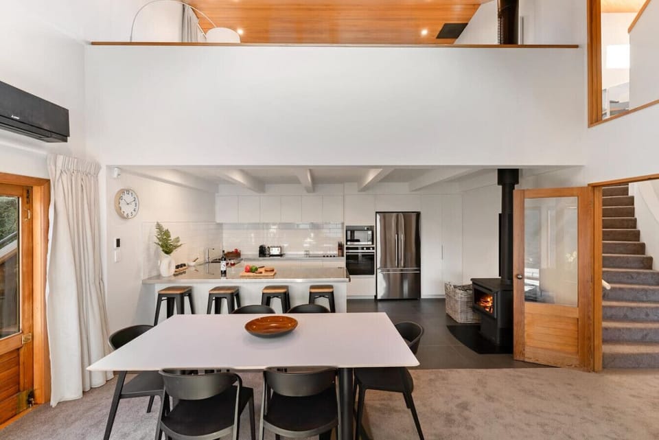 Entertain, cook and relax all in one flowing space - with views at every turn
