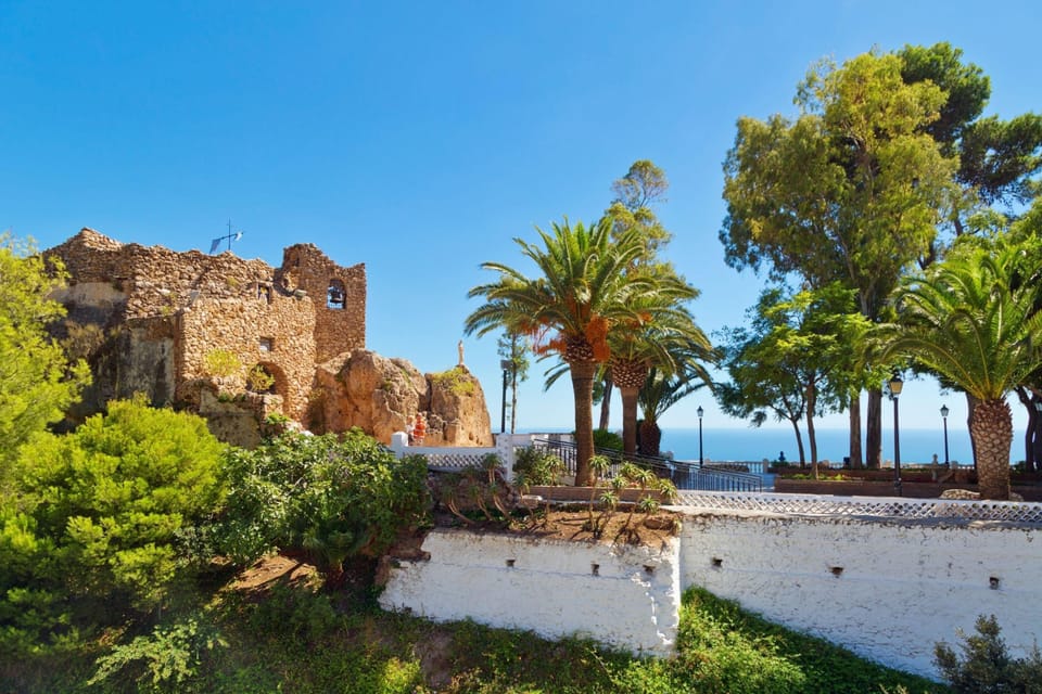 Park on observation deck in Mijas