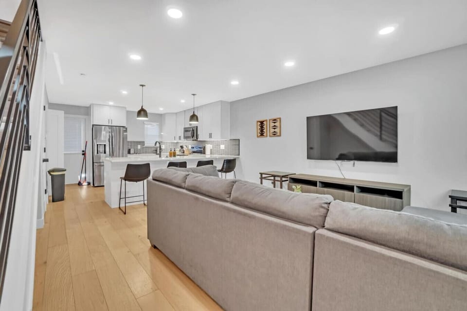 Unit B - Spacious living room with smart TV