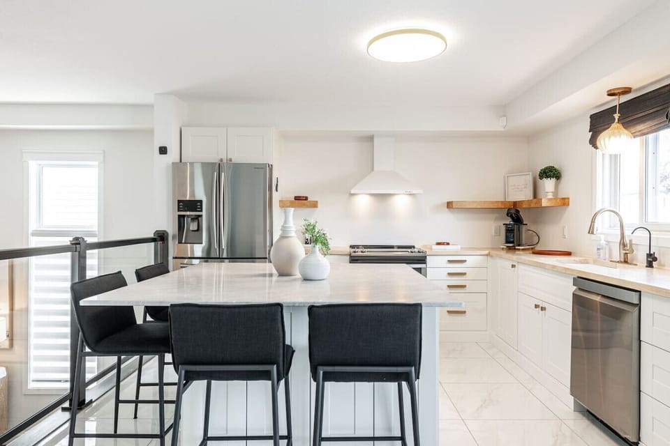 Perfect for Families & Group Stays Whether you're visiting for work, school or a weekend escape, The Atrium offers room to connect.