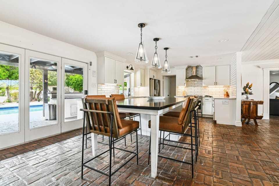 Main House Dining Room | Large Table for Group Meals