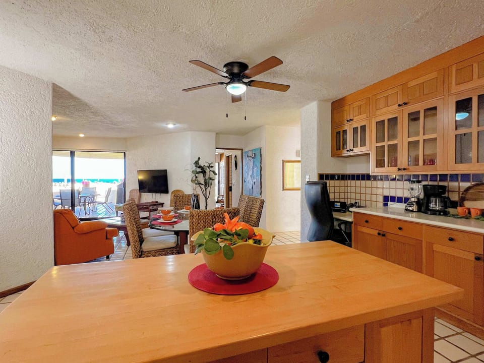 Enjoy the bright and airy kitchen with tons of natural light!