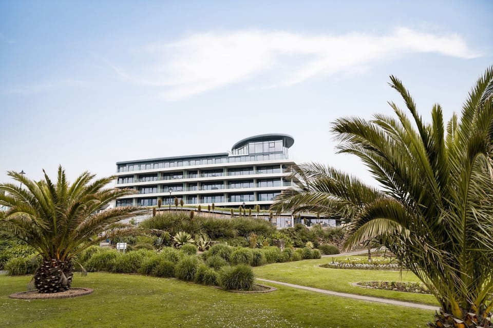 24 The Liner, Falmouth, Cornwall, self catering with Beach Retreats.