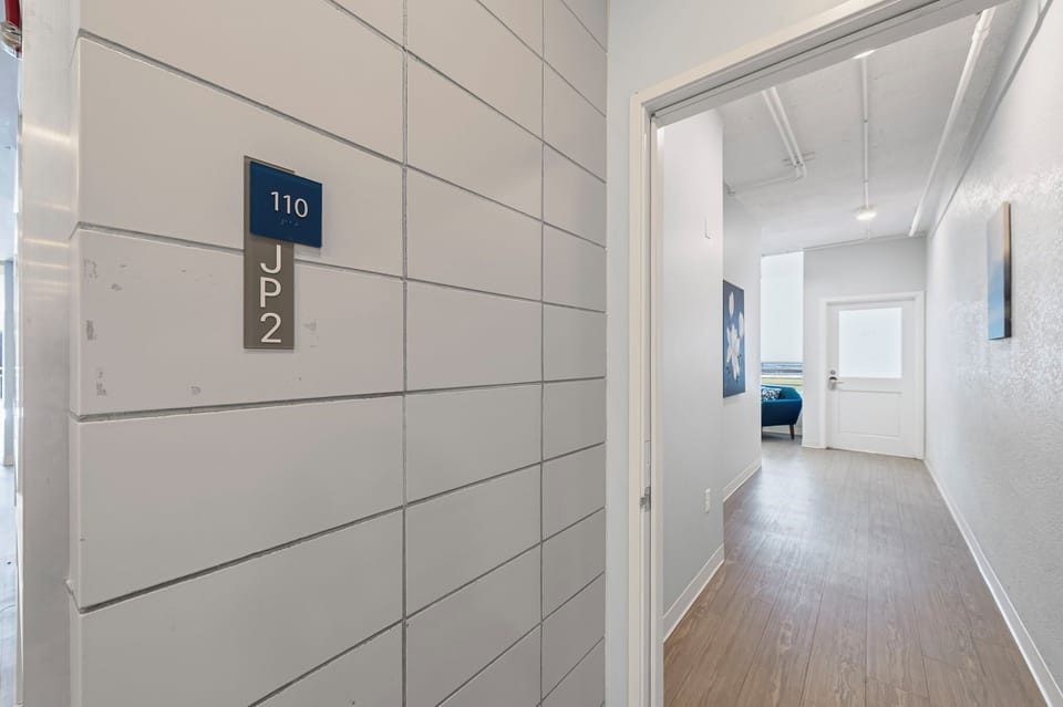 Step into your private suite at JP2! This bright unit (Room 110) welcomes you!