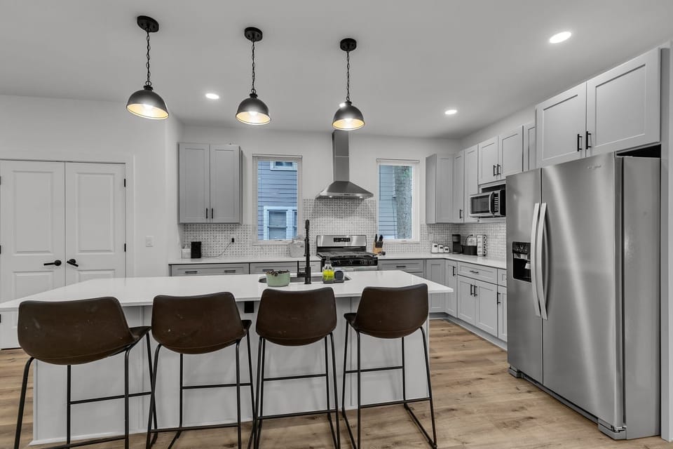 Indoors, Kitchen, Appliance, Refrigerator, Kitchen Island