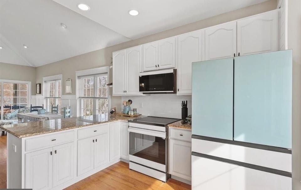 Gourmet Kitchen featuring Samsung Smart Appliances 