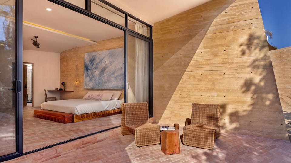 King size bed