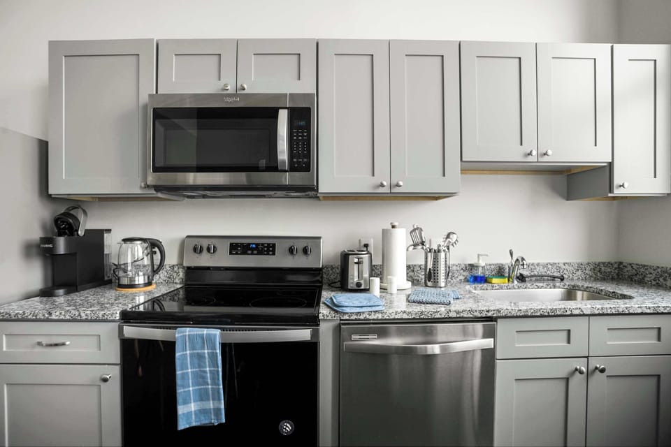 Fully equipped kitchen