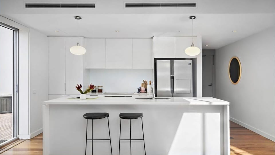 Kitchen breakfast bar with seating for 2